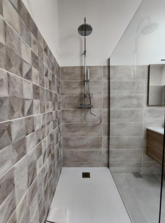 Ferienwohnung Colormix 3 Etoiles - 95M2 Plein Centre - Ensoleille Climatise Mèze Exterior foto